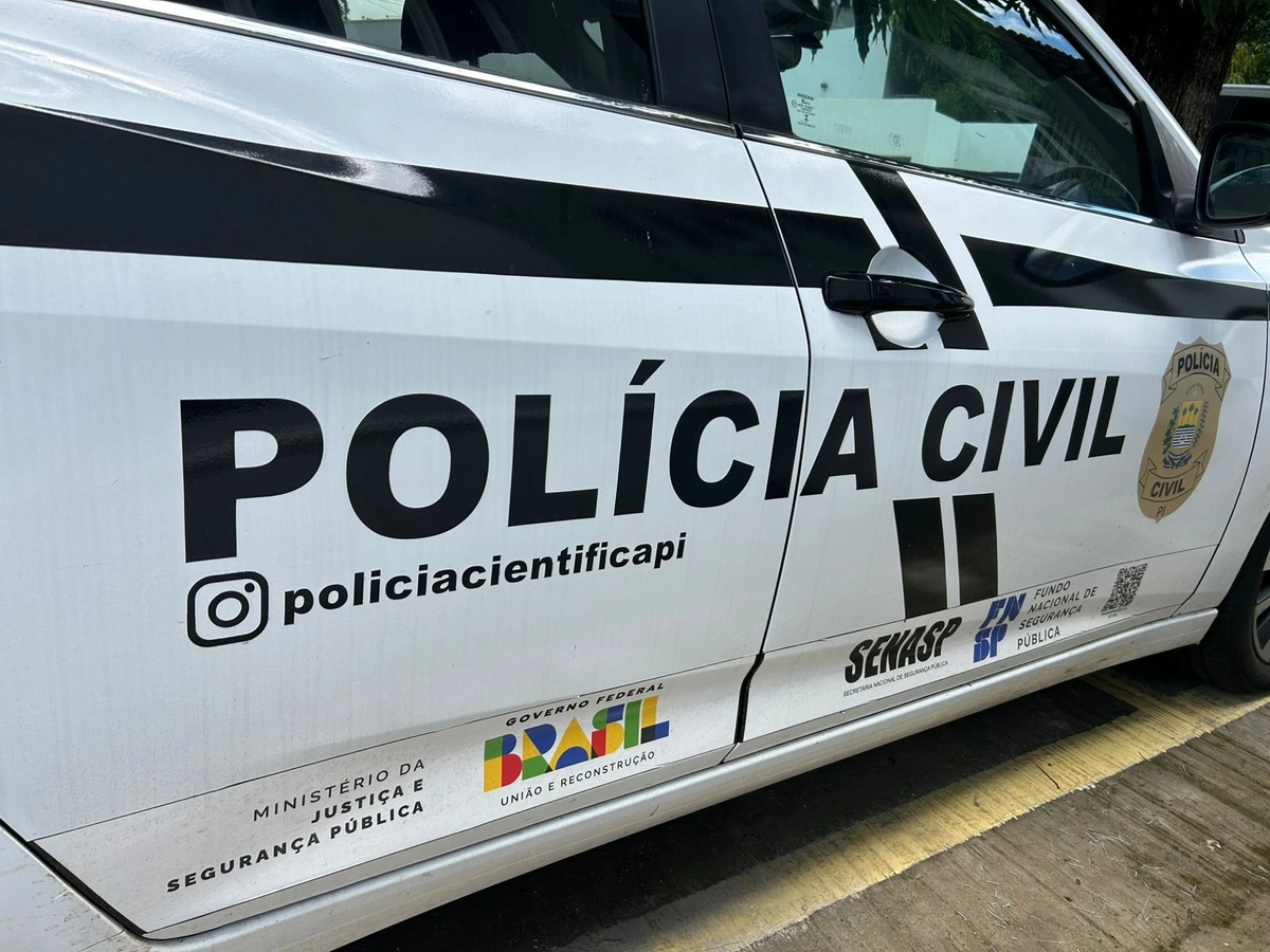 Viatura da Polícia Civil do Piauí (Polícia Cientifica)