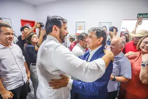 Wellington Dias anuncia chapa majoritária do PT nas eleições de 2026 no Piauí (Foto: Roberta Aline)