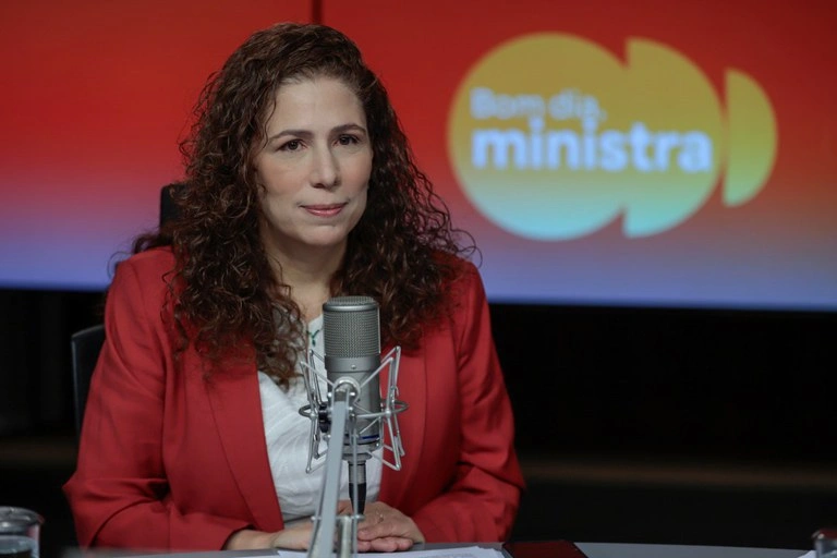 Esther Dweck, ministra da Gestão e Inovação em Serviços Públicos - 1 de outubro de 2025