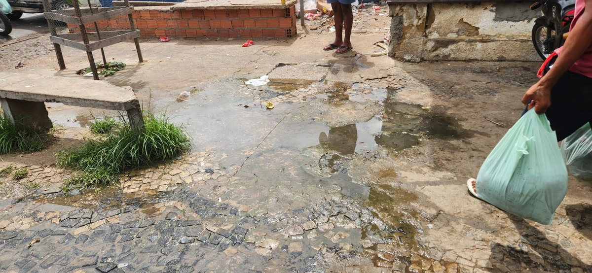 Lixo no Mercado do Parque Piauí