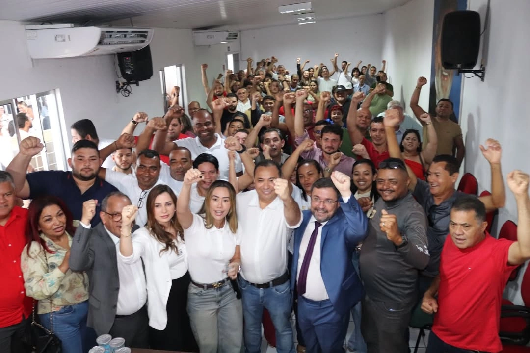 O deputado estadual Evaldo Gomes durante a oficialização de sua filiação ao Partido dos Trabalhadores