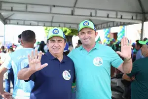 O vice-prefeito de Pio IX, Etinho Bezerra (MDB), tomou posse interinamente no comando do Executivo municipal na tarde de sábado (11), após o afastamento do prefeito Silas Noronha (PSD) (Foto: Reprodução)