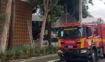 Princípio de incêndio atinge restaurante na zona Leste de Teresina