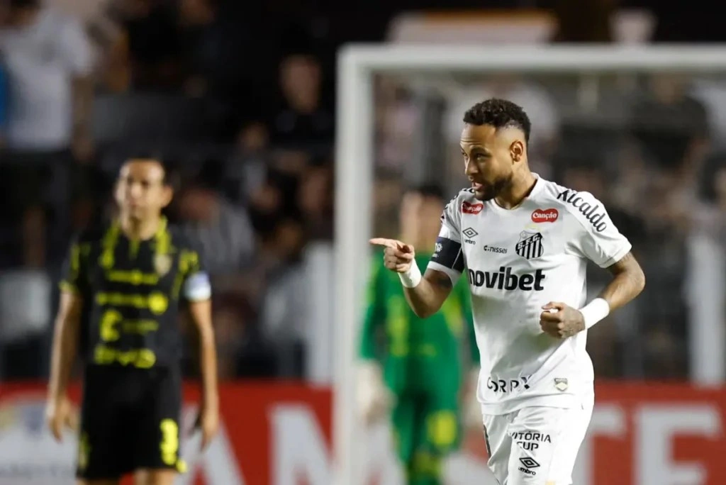 Santistas protestam, e Neymar discute com torcedores na Vila Belmiro