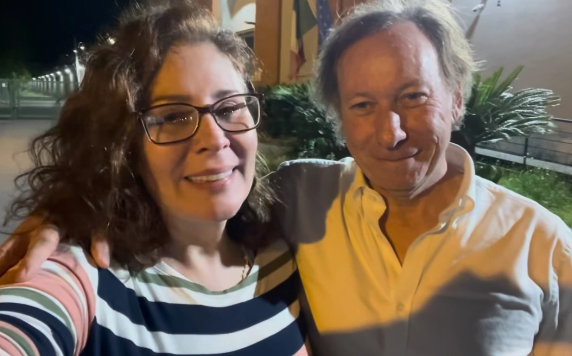 A ex-deputada federal Carla Zambelli e se advogado de defesa, Pieremilio Sammarco