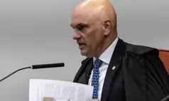 Moraes determina que governo adote as medidas necessárias para a efetivação da extradição de Carla Zambelli