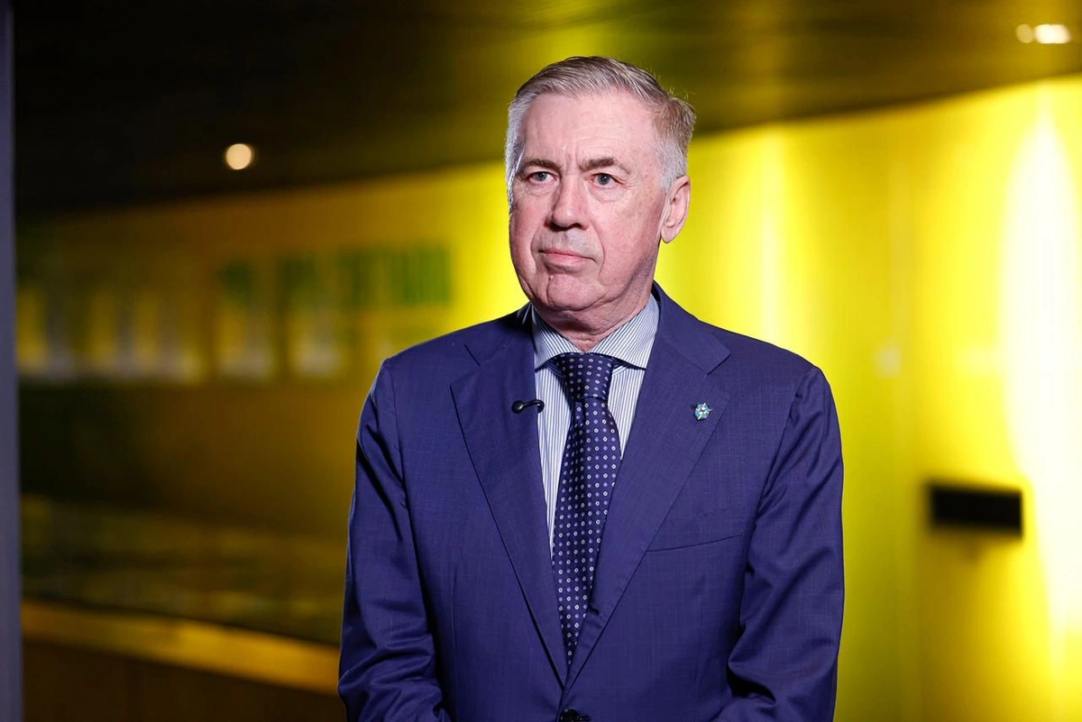 Ancelotti acerta renovação até 2030