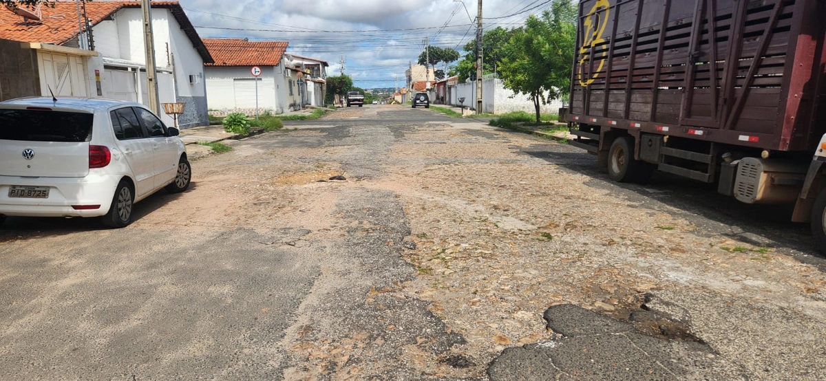 Capelinha de Palha e entorno abandonado pelo vereador em exercício Pedro Alcântara e PMT segundo populares