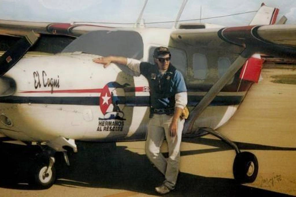 Carlos Costa, que pilotava um dos dois aviões, foi um dos quatro ativistas da organização Irmãos ao Resgate que morreram no ataque