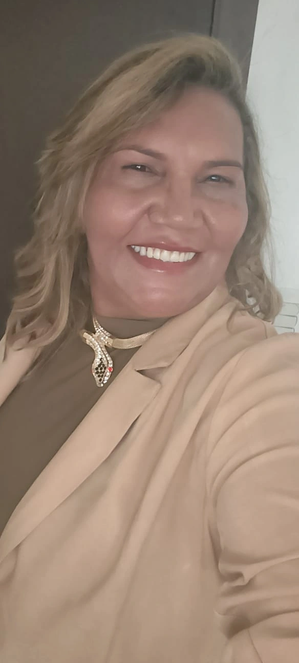 Edna Cruz