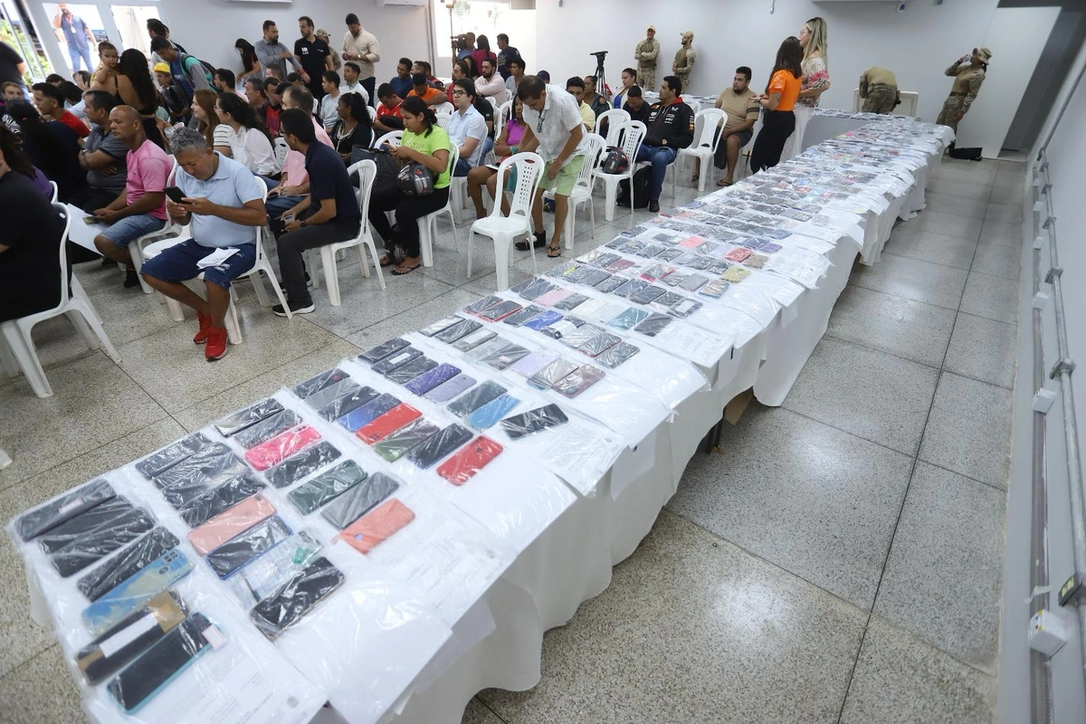 Governo do Estado do Piauí entrega mais 153 celulares recuperados nesta segunda (11)
