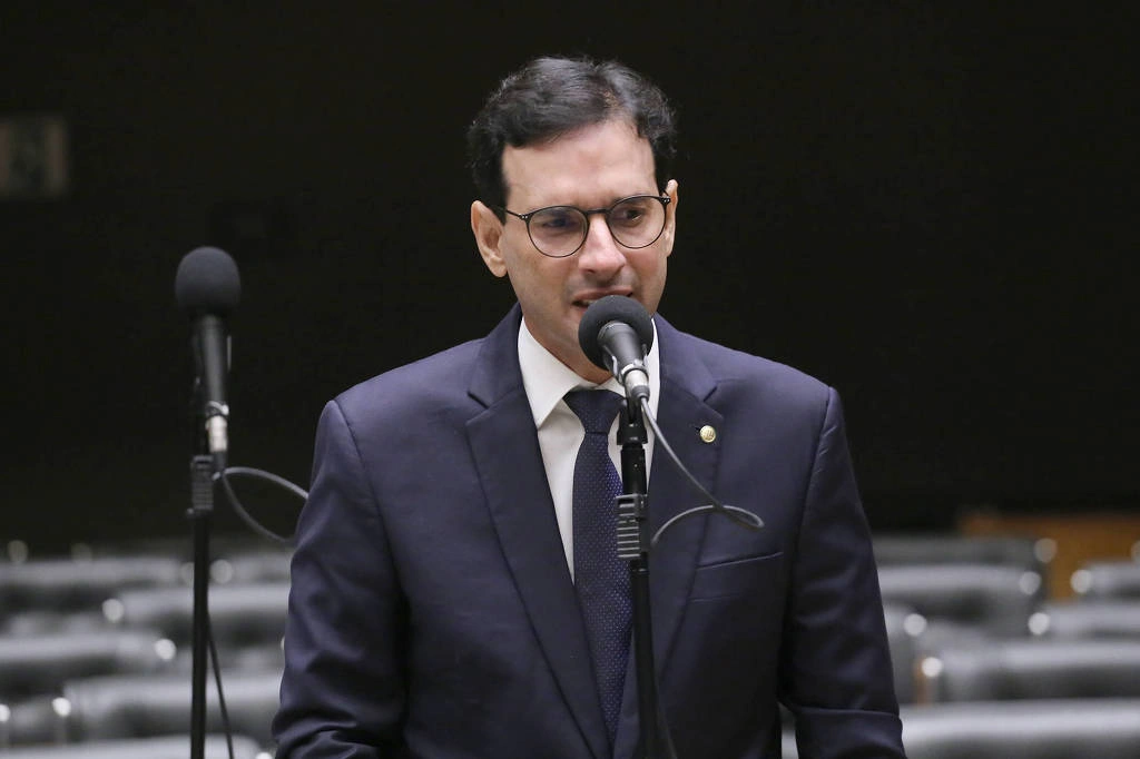 O deputado Leo Prates (Republicanos-BA), relator na Câmara da PEC sobre a escala 6x1