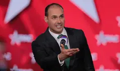 Aliado de Eduardo Bolsonaro declara R$ 164 mil e aparece ligado a casa milionária no Texas