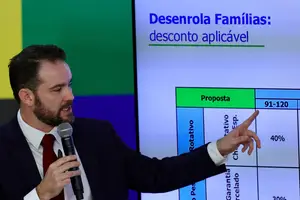 O ministro da Fazenda, Dario Durigan durante assinatura da Medida Provisória referente ao Novo Desenrola Brasil (Foto: Fabio Rodrigues-Pozzebom/Agência Brasil)