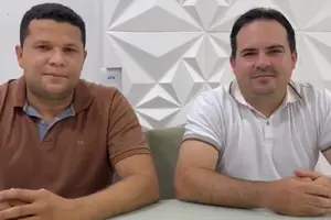 O prefeito de Nazaré do Piauí, Ronielton Abílio, e o vice-prefeito Geizim Dantas (Foto: Reprodução)