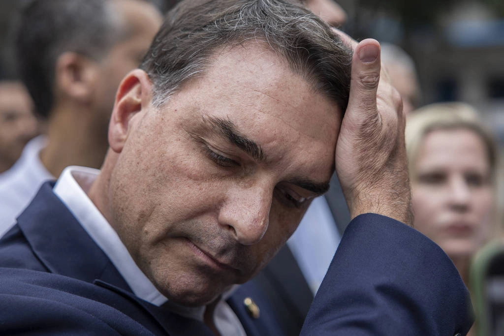O senador Flávio Bolsonaro (PL-RJ), pré-candidato à Presidência da República, no Quartel Generalda Polícia Militar do estado do Rio de Janeiro