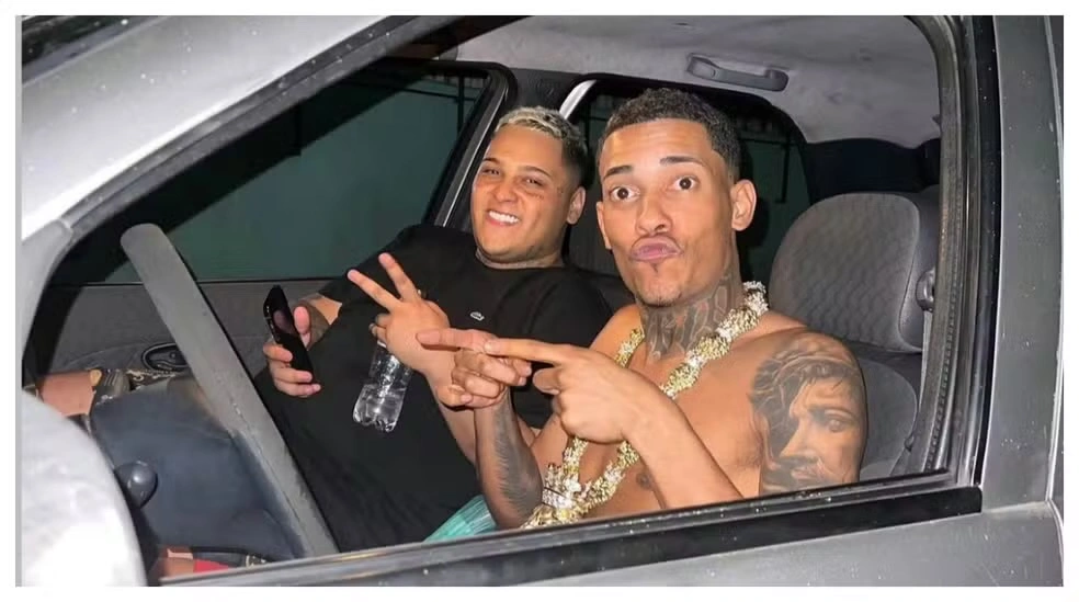 Os MCs Ryan SP e Poze do Rodo