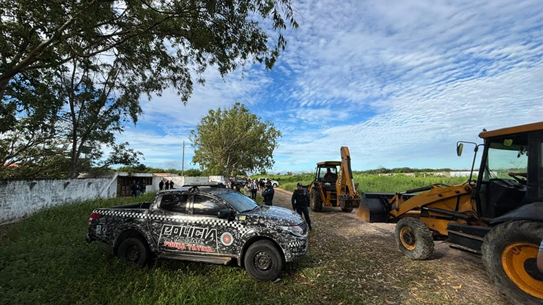 Polícia cumpre reintegração de posse em área ocupada irregularmente em Parnaíba