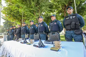 Policiais militares recebem novas pistolas de uso individual (Foto: Louany Naira)