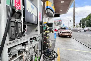 Posto de combustível é interditado durante a Operação Carbono Oculto 86, no Piauí (Foto: SSP-PI)