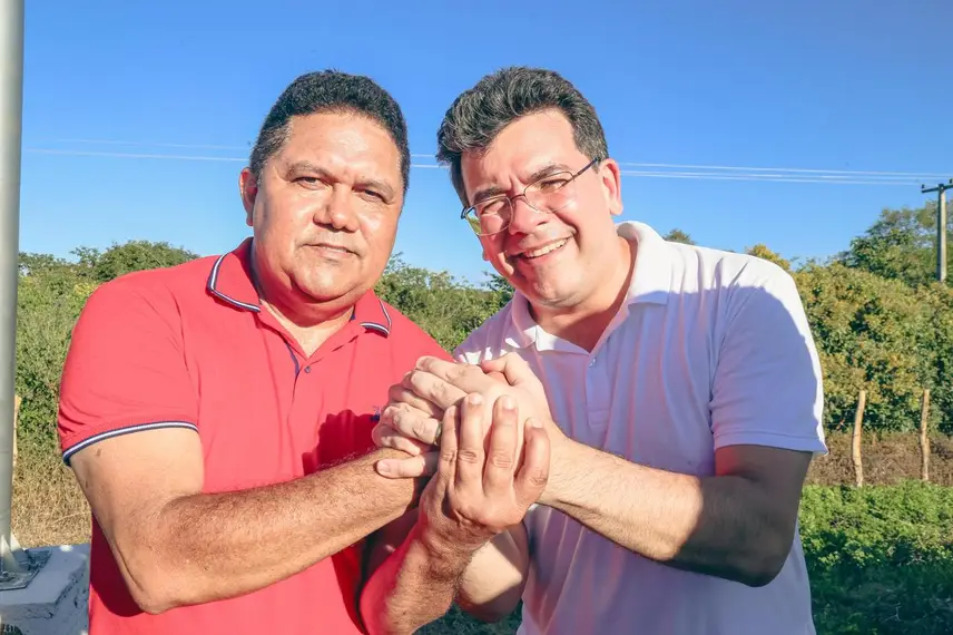 Rafael entrega obras, asfalto e saúde digital em cidades do Sul do Piauí