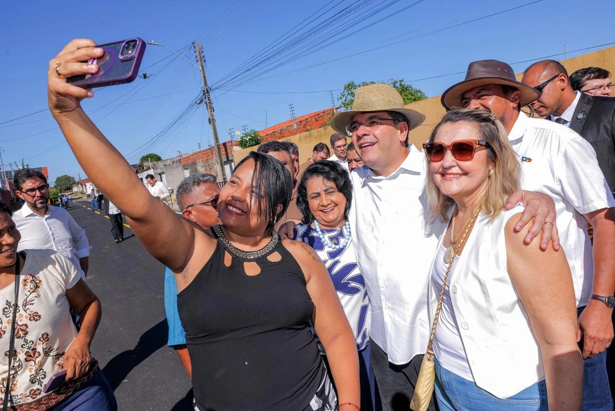 Rafael Fonteles acompanha avanço do maior programa de asfaltamento urbano de Teresina, que beneficia 54 bairros da capital