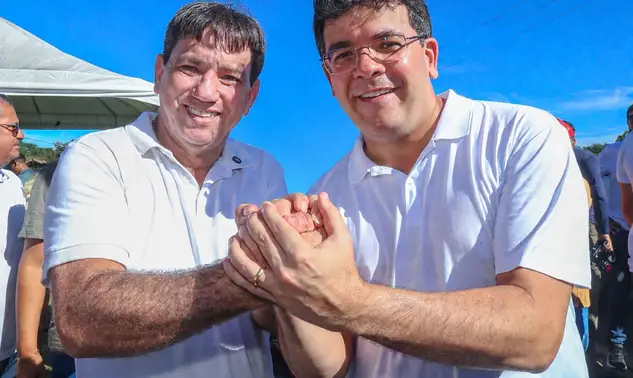Rafael acompanha obras e destaca investimentos em infraestrutura em Bom Princípio