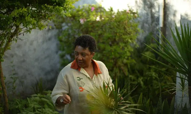 Da periferia de São Paulo para o mundo: Rosana Paulino transforma arte em resistência
