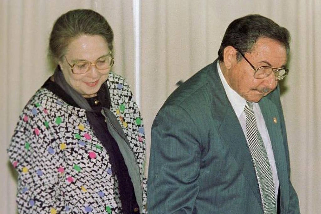 Vilma Espín e Raúl Castro em 1998