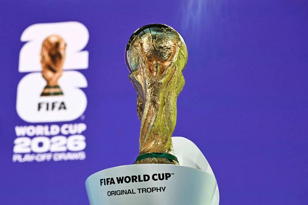 A Copa do Mundo de 2026 começa no dia 11, quinta-feira, no México. Na foto, a taça da Copa