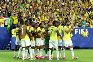 Com uma atuação coletiva brilhante, Brasil confirma favoritismo, faz três na Escócia e passa em 1º (Foto: Divulgação Fifa)
