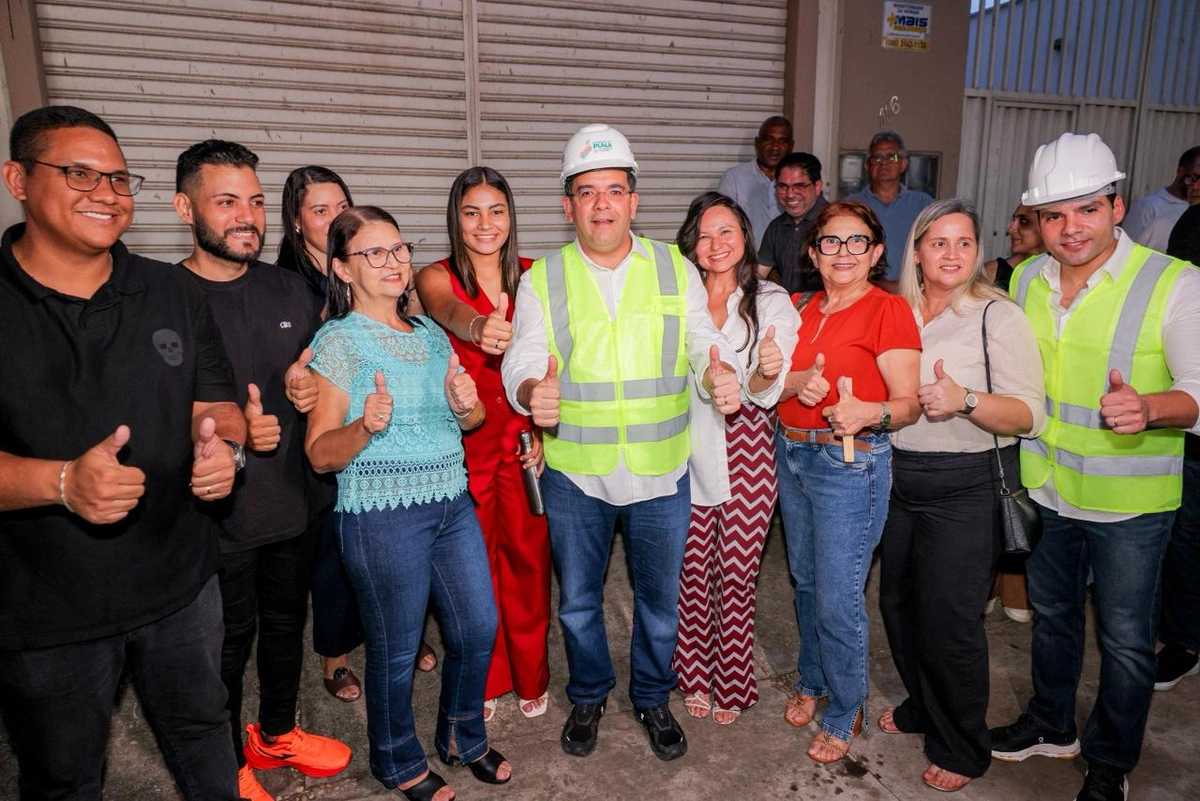 Governador Rafael Fonteles vistoria asfaltamento na zona norte de Teresina