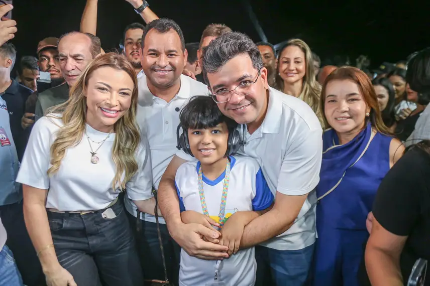 Governo do Piauí investe R$ 4,2 milhões em calçamento e asfalto em Geminiano (Rafael Fonteles)
