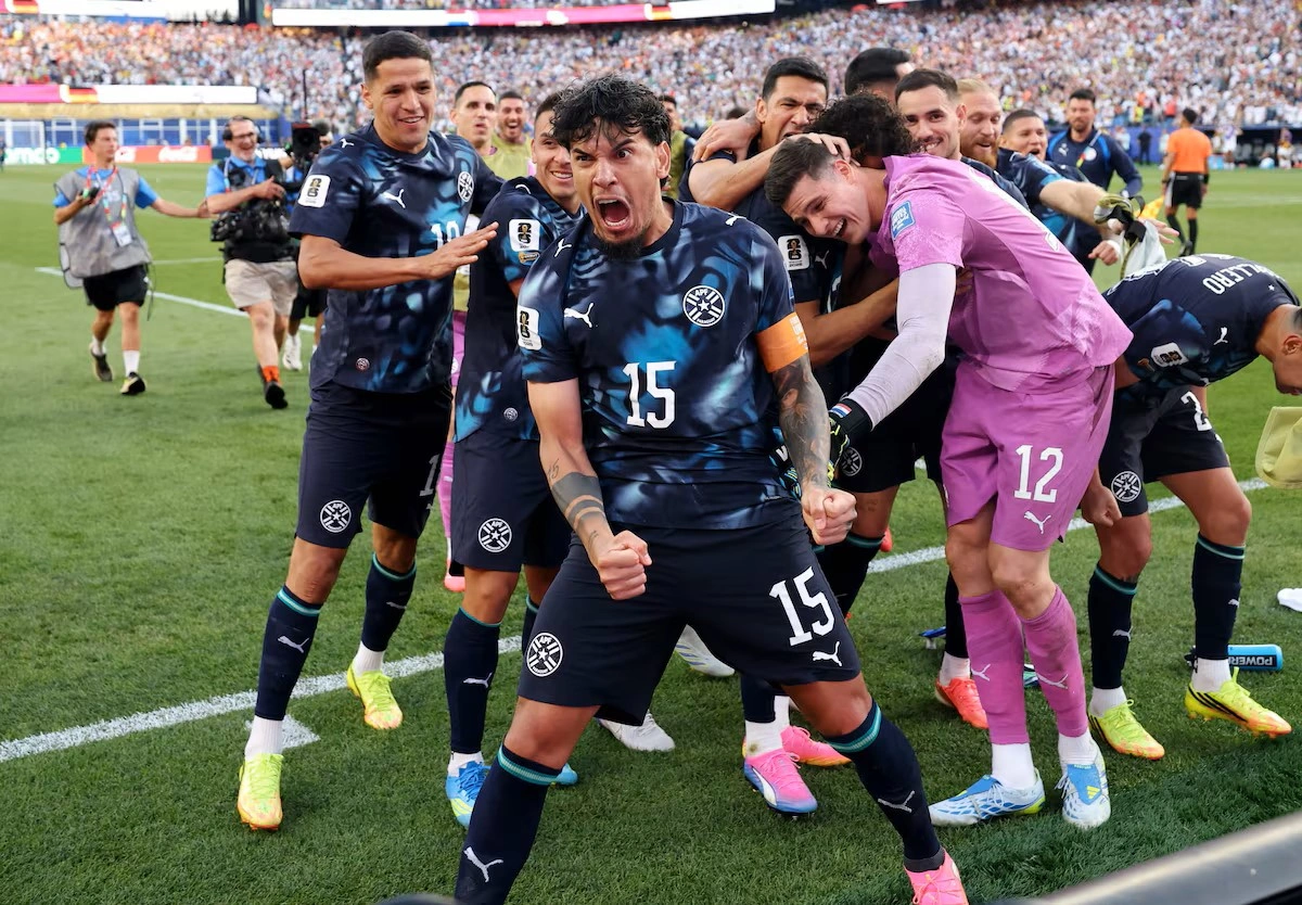 Gustavo Gómez lidera Paraguai rumo à vitória sobre a Alemanha