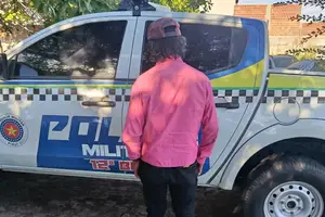 Homem foi preso na tarde desta segunda-feira (22), no município de São João da Fronteira, suspeito de abusar sexualmente de duas cadelas (Foto: PM-PI)