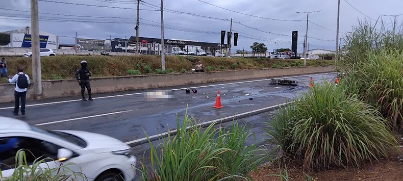 Homem morre e mulher fica ferida após acidente de moto na BR-316 em Teresina