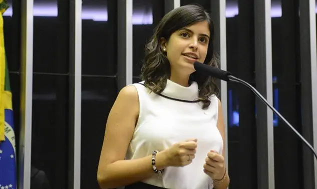 Grupo da Câmara apresenta nova versão de projeto que amplia punições para misoginia