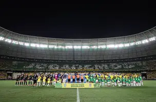 Torcida montou um mosaico para estreia do Brasil no Castelão, em Fortaleza (Foto: Créditos: Lívia Villas Boas/Staff Images/CBF)