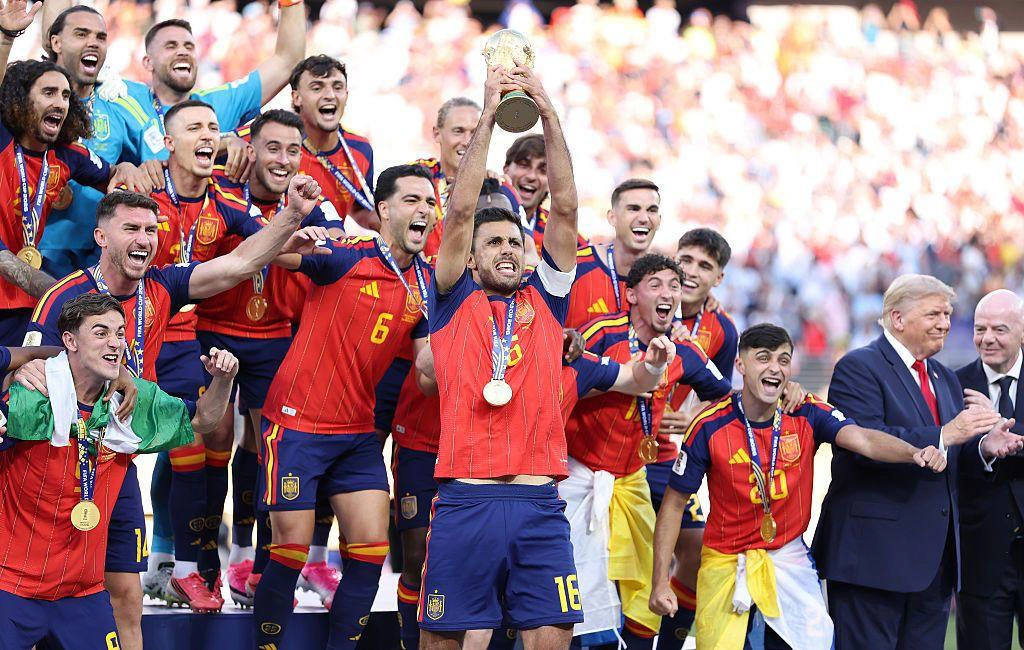 Com gol na prorrogação, Espanha é bicampeã mundial sobre a Argentina
