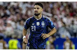 Flaco Lopez defendendo a Argentina na Copa do Mundo (Foto: Reprodução)
