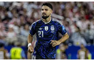 Flaco Lopez defendendo a Argentina na Copa do Mundo (Foto: Reprodução)
