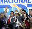 Lula defende soberania nacional e recebe apoio do PDT durante convenção em Brasília