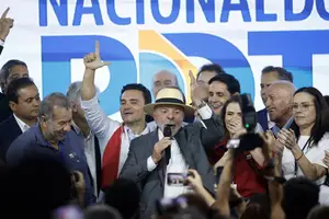 Lula na convenção nacional do PDT nesta segunda-feira (20), em Brasília (Foto: Pedro Ladeira)