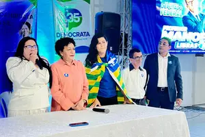 O Partido Democrata realizou, na noite desta quarta-feira (29), a convenção estadual que oficializou as candidaturas da legenda para as eleições de 2026. O evento ocorreu em um espaço de eventos na zona Leste de Teresina e homologou a chapa majoritária formada pela candidata ao Governo do Piauí, Ravenna Castro, pelos candidatos ao Senado Jardenya Bezerra e Missionário Evandro Craveiro (Foto: Reprodução)