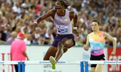 Alison dos Santos nos 400m com barreiras: melhores tempos, recordes e títulos de Piu na carreira
