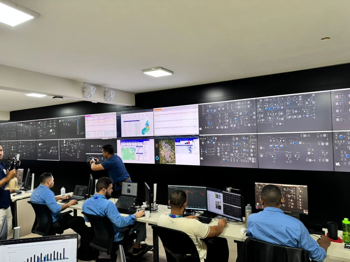 Centro de Operações Integradas acompanha os sistemas em tempo real e permite resposta rápida a possíveis intercorrências