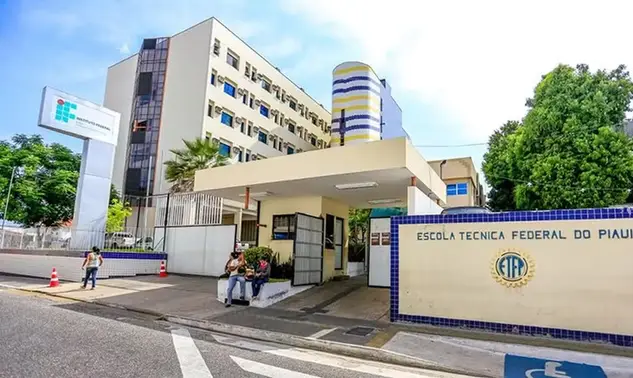 IFPI publica edital de concurso público para cargos de Técnico-Administrativo em Educação