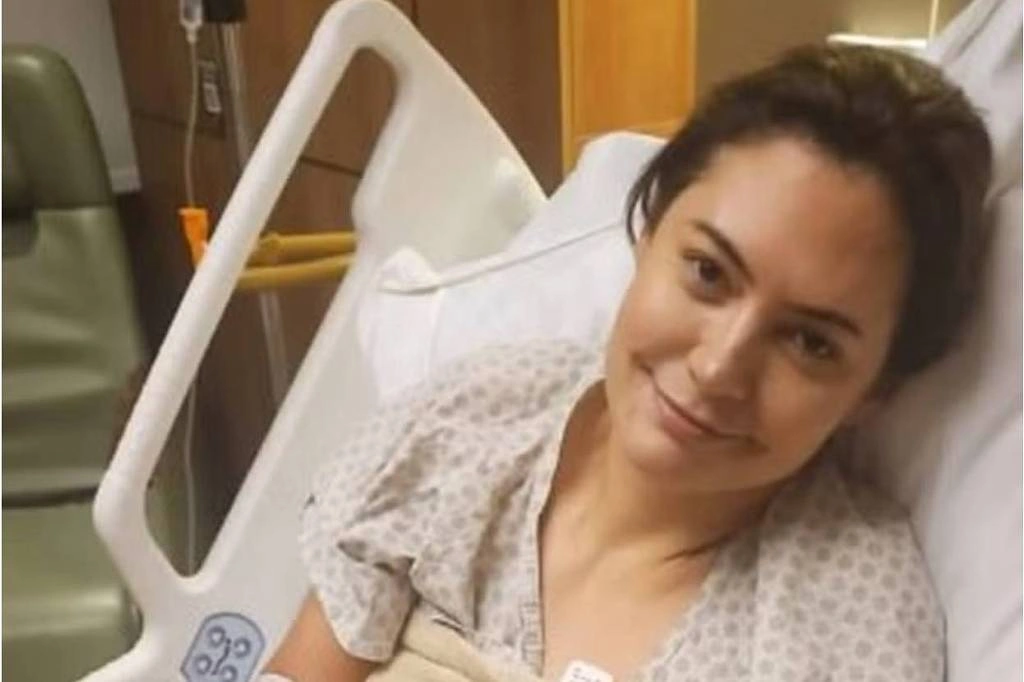 Michelle Bolsonaro publica foto internada em hospital em Brasília