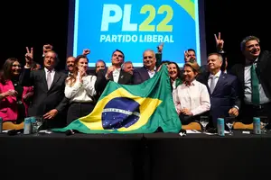 O senador Flávio Bolsonaro e o deputado federal Alfredo Gaspar (Foto: Reprodução | Flávio Bolsonaro/Redes Sociais)